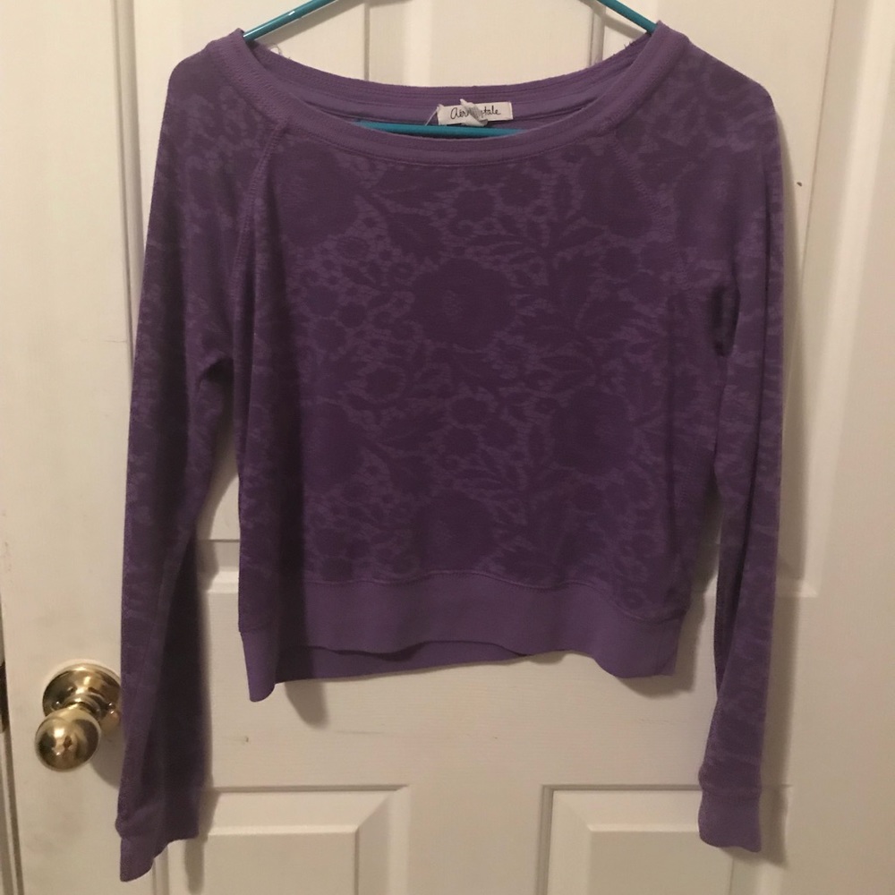 Aeropostale purple floral cropped shirt